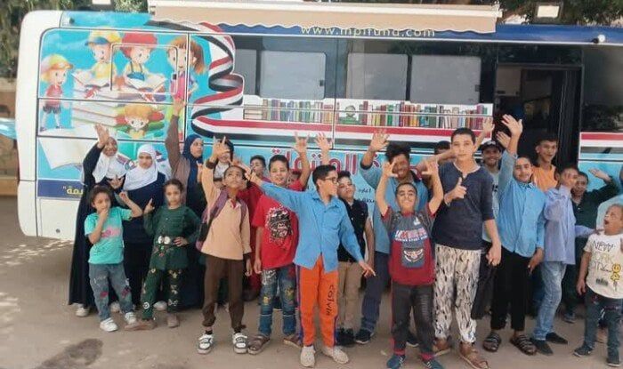 ضمن فعالياتها بالقرى.. مكتبة مصر العامة المتنقلة تنظم زيارة لمدرسة سوالم أبنوب للتربية الخاصة ضمن فعالياتها بالقرى.. مكتبة مصر العامة المتنقلة تنظم زيارة لمدرسة سوالم أبنوب للتربية الخاصة