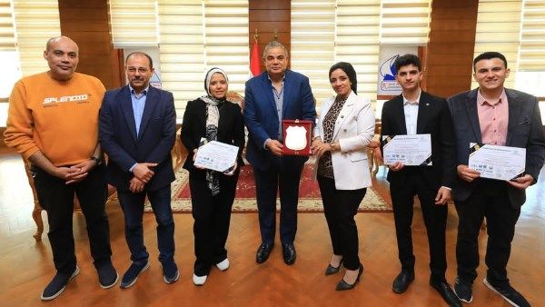 المركز الأول دوليًا.. جامعة كفر الشيخ تكرم فريق الذكاء الاصطناعي |صور المركز الأول دوليًا.. جامعة كفر الشيخ تكرم فريق الذكاء الاصطناعي |صور