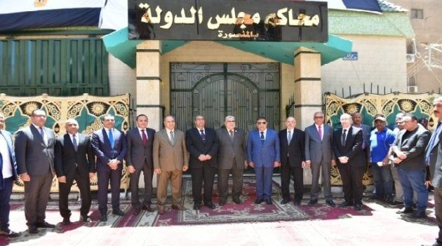 محافظ الدقهلية ورئيس مجلس الدولة يضعان حجر الأساس لمبنى المجلس الجديد محافظ الدقهلية ورئيس مجلس الدولة يضعان حجر الأساس لمبنى المجلس الجديد