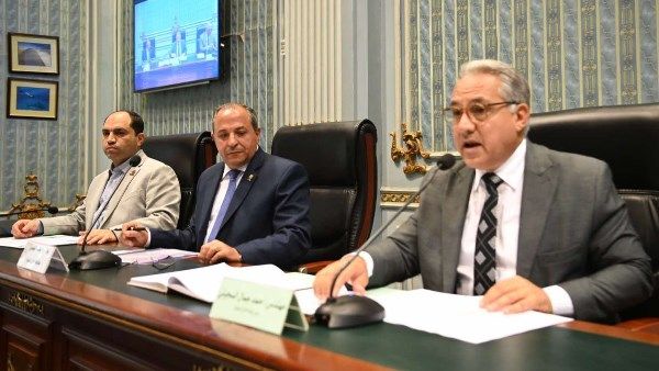 حبشي: الترسيم الجديد للحدود الإدارية بين بورسعيد والشرقية يتطلب توفير الخدمات للمواطنين حبشي: الترسيم الجديد للحدود الإدارية بين بورسعيد والشرقية يتطلب توفير الخدمات للمواطنين