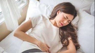 بدون أدوية.. مشروبات لعلاج تقلصات المعدة بدون أدوية.. مشروبات لعلاج تقلصات المعدة