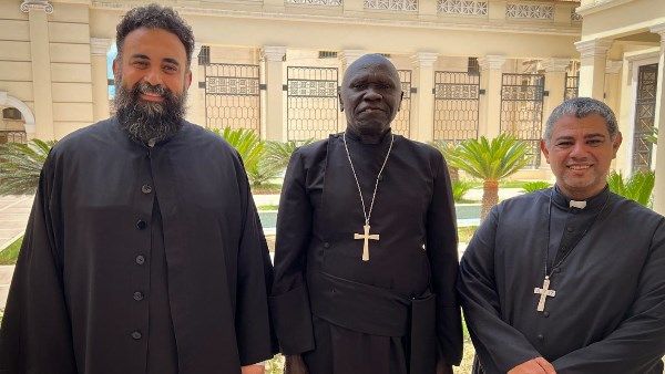 رئيس الأساقفة يستقبل السكرتير العام للكنيسة الأسقفية في العالم رئيس الأساقفة يستقبل السكرتير العام للكنيسة الأسقفية في العالم