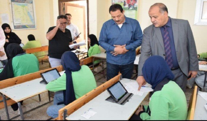 مدير تعليم بورسعيد يتابع امتحانات نهاية العام الدراسي بمدارس بحر البقر مدير تعليم بورسعيد يتابع امتحانات نهاية العام الدراسي بمدارس بحر البقر