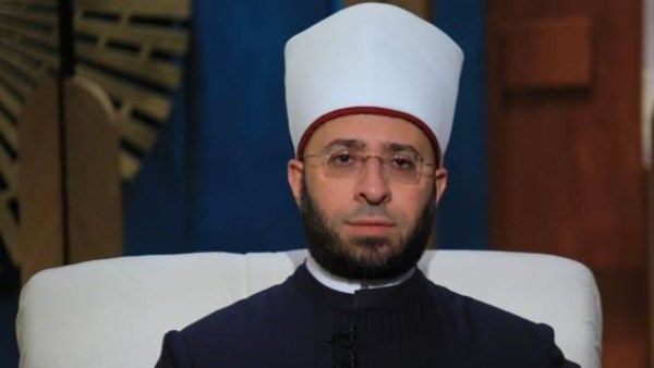 روح المسئولية.. وزير الأوقاف يشيد بموقف إمام مسجد بالشرقية أنقذ حياة مُصلٍ روح المسئولية.. وزير الأوقاف يشيد بموقف إمام مسجد بالشرقية أنقذ حياة مُصلٍ