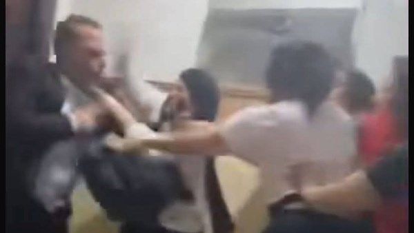 نقابة محامين شرق طنطا تدين واقعة الاعتداء على زميل بالمحلة نقابة محامين شرق طنطا تدين واقعة الاعتداء على زميل بالمحلة