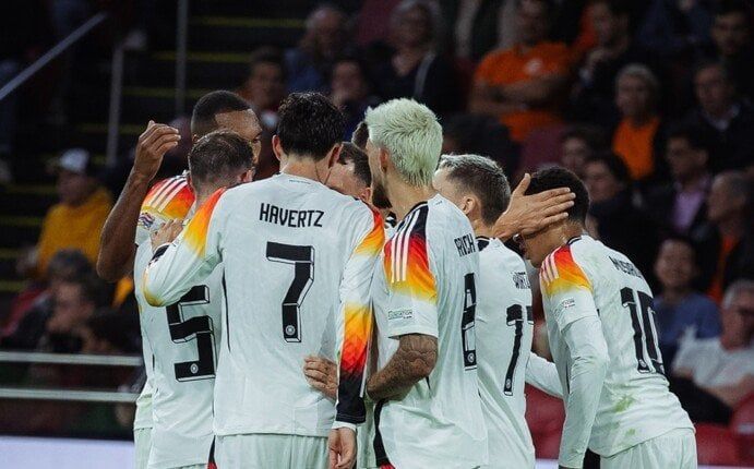 نجم المنتخب الألماني يحسم مصيره من البقائ في الدوري البولندي نجم المنتخب الألماني يحسم مصيره من البقائ في الدوري البولندي