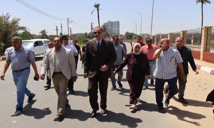 محافظ سوهاج يتفقد أعمال الرصف والتجميل بشارع طراد النيل بأخميم محافظ سوهاج يتفقد أعمال الرصف والتجميل بشارع طراد النيل بأخميم