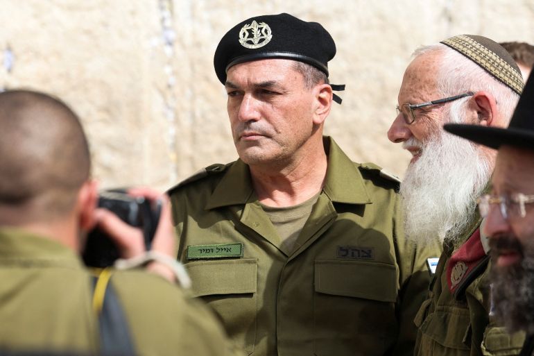 The new Chief of the General Staff, Lieutenant General Eyal Zamir, visits the Western Wall, Judaism's holiest prayer site, in Jerusalem's Old City, March 5, 2025. REUTERS/Ronen Zvulun REFILE - CORRECTING RANK FROM