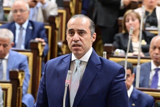 «محمود فوزي»: الحكومة لا تنحاز للمالك أو المستأجر في مشروع قانون الإيجار القديم «محمود فوزي»: الحكومة لا تنحاز للمالك أو المستأجر في مشروع قانون الإيجار القديم