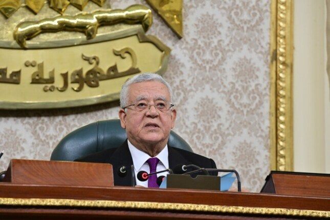 البرلمان يرفع جلسته العامة ويعود للانعقاد غدًا البرلمان يرفع جلسته العامة ويعود للانعقاد غدًا