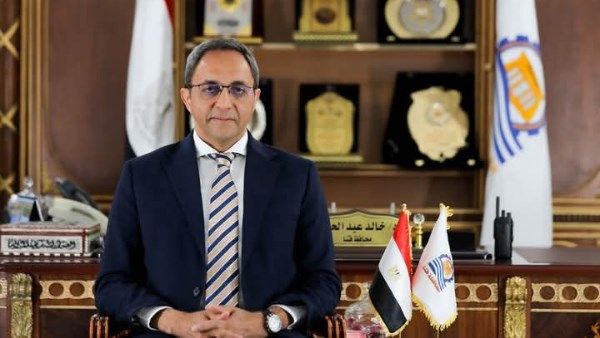 إجراءات ضد مروجي الشائعات.. محافظ قنا ينفي وجود أمراض وبائية بين المواشى إجراءات ضد مروجي الشائعات.. محافظ قنا ينفي وجود أمراض وبائية بين المواشى