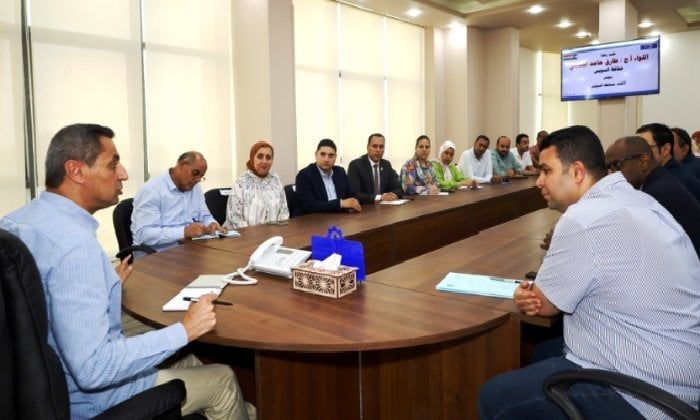 محافظ السويس يلتقي مسئولي التأمين الصحي الشامل محافظ السويس يلتقي مسئولي التأمين الصحي الشامل