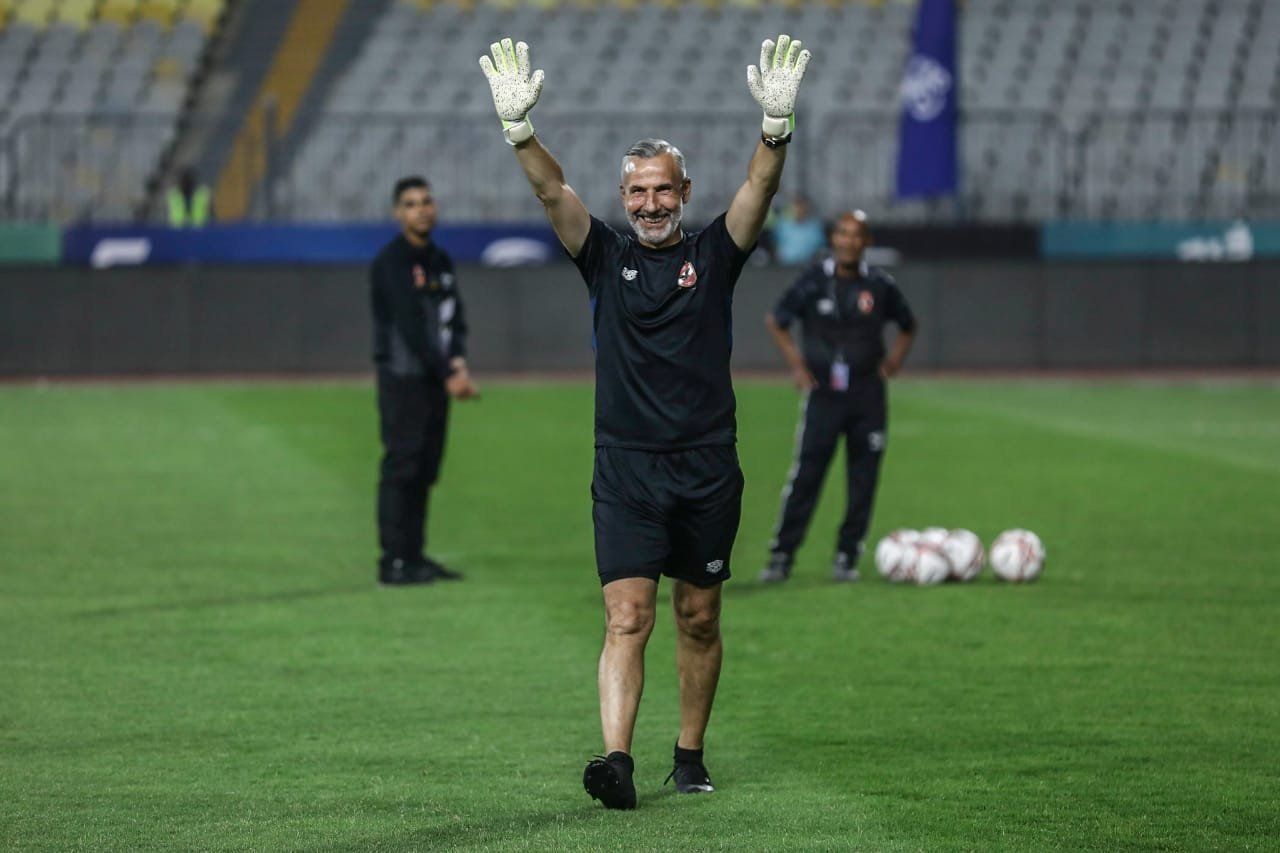بعد رحيل كولر.. الأهلي يحسم مستقبل ميشيل يانكون بقرار مفاجئ بعد رحيل كولر.. الأهلي يحسم مستقبل ميشيل يانكون بقرار مفاجئ
