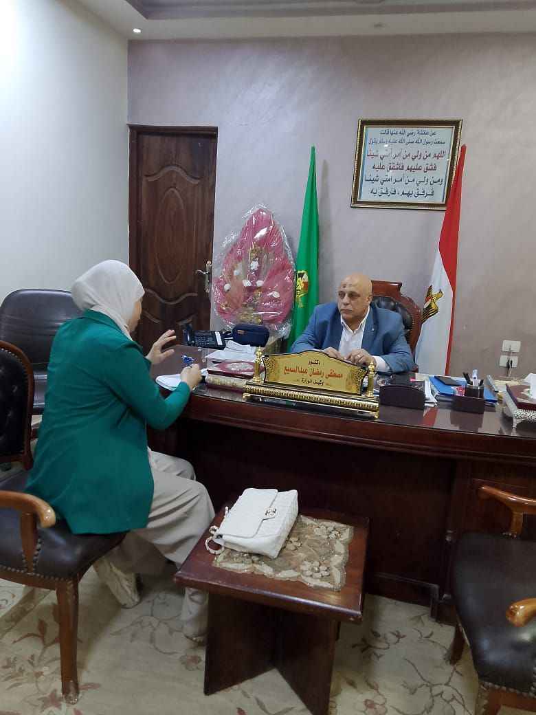 محررة الفجر مع وكيل وزارة الطب البيطرى