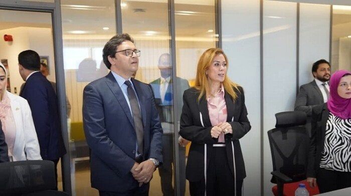 وزير الثقافة يشارك في اختيار المتقدمات لبرنامج «المرأة تقود للتنفيذيات »