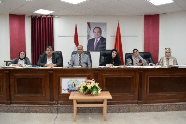 5782 طالبًا وطالبة يؤدون امتحانات الدبلومات الفنية ببورسعيد 5782 طالبًا وطالبة يؤدون امتحانات الدبلومات الفنية ببورسعيد