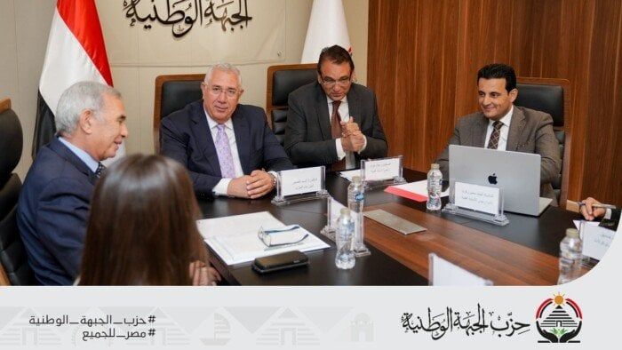 «الأمانة الفنية» لحزب الجبهة الوطنية تستكمل تشكيلها وتوزيع مهام رؤساء القطاعات «الأمانة الفنية» لحزب الجبهة الوطنية تستكمل تشكيلها وتوزيع مهام رؤساء القطاعات