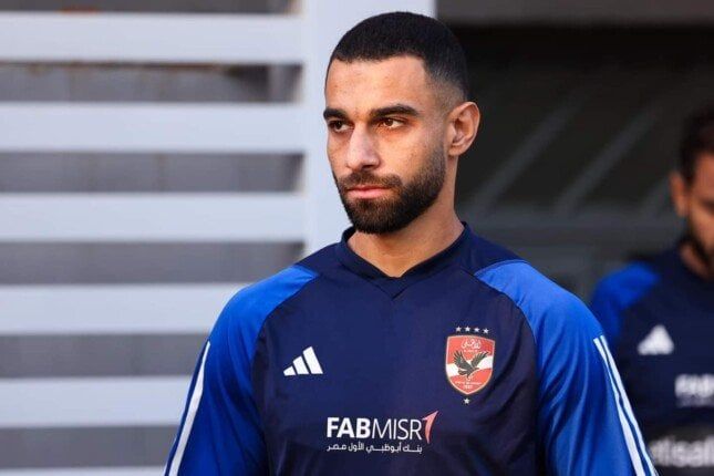 عاجل.. رحيل عمرو السولية عن النادي الأهلي عاجل.. رحيل عمرو السولية عن النادي الأهلي