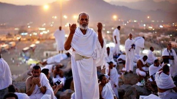 أخطاء يقع فيها الحاج أثناء أداء المناسك وكيفية تداركها.. الأزهر يوضح أخطاء يقع فيها الحاج أثناء أداء المناسك وكيفية تداركها.. الأزهر يوضح