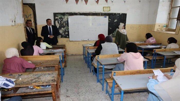 ضبط طالبتين بتهمة محاولة تسريب «علوم الإعدادية» في المنوفية ضبط طالبتين بتهمة محاولة تسريب «علوم الإعدادية» في المنوفية