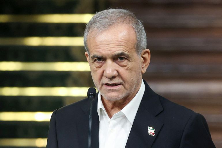 Iranian President Masoud Pezeshkian speaks during a joint press conference with Pakistan's Prime Minister Shehbaz Sharif (not pictured) in Tehran, Iran, May 26, 2025. Iran's presidential website/WANA (West Asia News Agency)/Handout via REUTERS ATTENTION EDITORS - THIS PICTURE WAS PROVIDED BY A THIRD PARTY