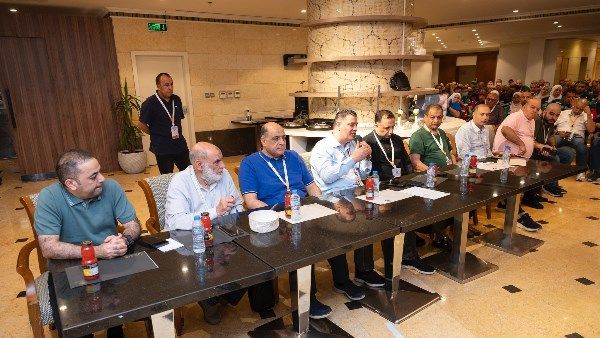 وزيرة التضامن تتابع تصعيد حجاج الجمعيات الأهلية إلى مشعر عرفات وزيرة التضامن تتابع تصعيد حجاج الجمعيات الأهلية إلى مشعر عرفات