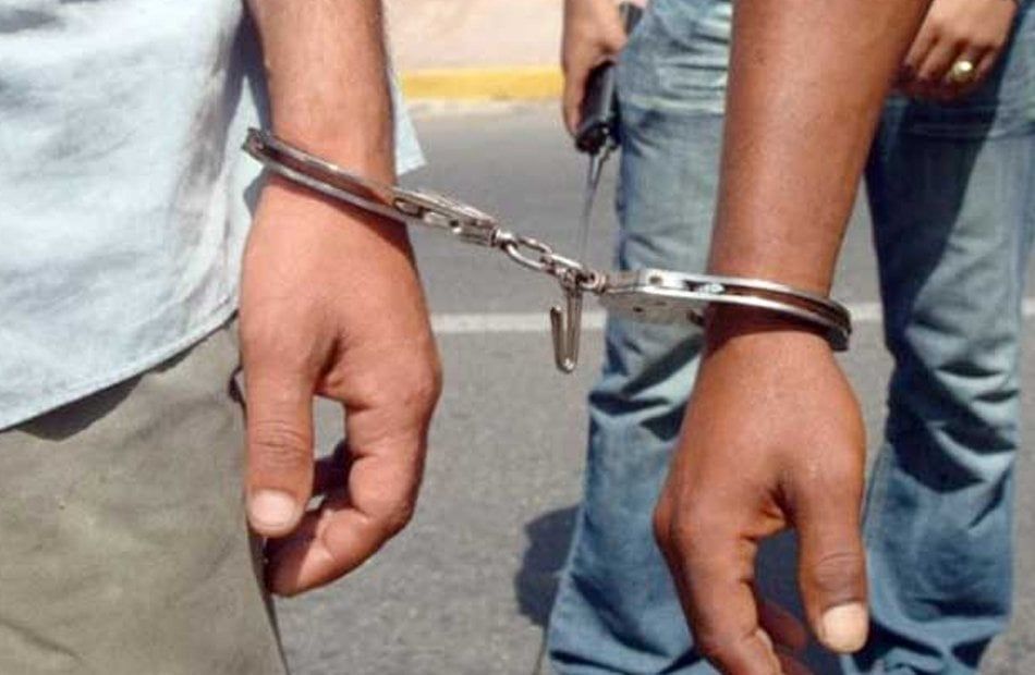 فك شفرات القنوات.. ضبط المتهمين بالتعدي على حقوق الملكية الفكرية في العبور فك شفرات القنوات.. ضبط المتهمين بالتعدي على حقوق الملكية الفكرية في العبور