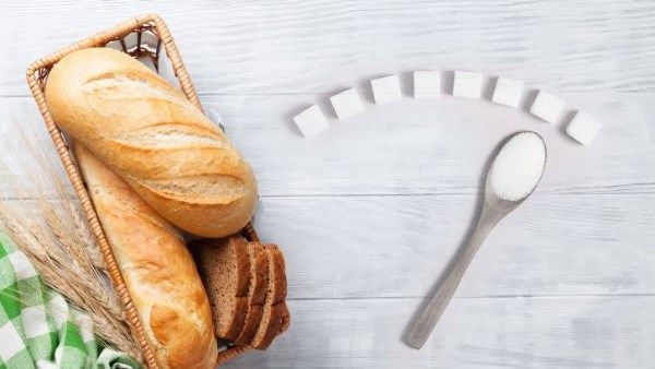 فوائد التوقف عن الدقيق والسكر ليوم واحد