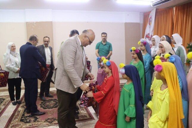 محافظ القليوبية يشارك فى رسم الفرحة بزيارة مؤسسات الايتام بمدينة قليوب محافظ القليوبية يشارك فى رسم الفرحة بزيارة مؤسسات الايتام بمدينة قليوب
