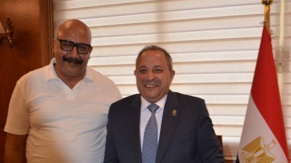 محافظ بورسعيد يستقبل المهنئين بعيد الأضحى المبارك محافظ بورسعيد يستقبل المهنئين بعيد الأضحى المبارك