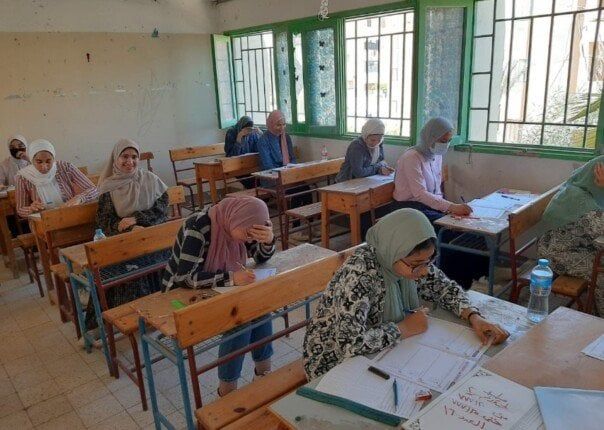 مواعيد وأماكن تقديم اعتذارات المعلمين عن امتحانات الثانوية العامة بالبحيرة مواعيد وأماكن تقديم اعتذارات المعلمين عن امتحانات الثانوية العامة بالبحيرة