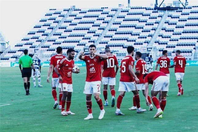 كأس العالم للأندية.. الأهلي يتدرب على ملعب جامعة نوفا استعدادًا لـ إنتر ميامي كأس العالم للأندية.. الأهلي يتدرب على ملعب جامعة نوفا استعدادًا لـ إنتر ميامي