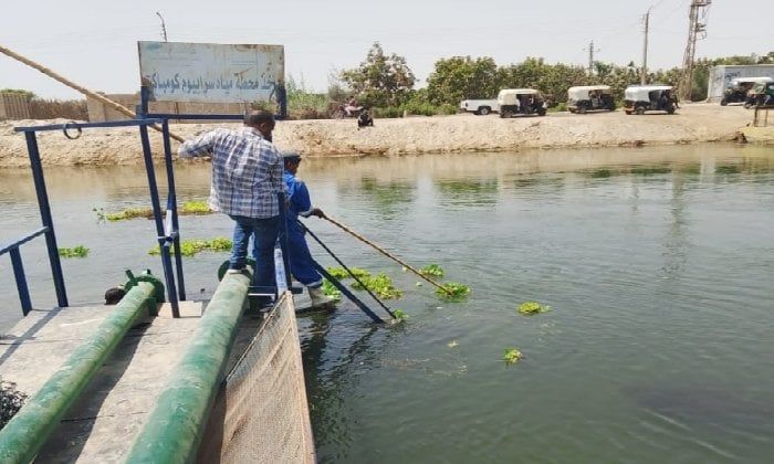 رئيس مياه القناة: انطلاق أعمال تركيب مآخذ نموذجية للمحطات رئيس مياه القناة: انطلاق أعمال تركيب مآخذ نموذجية للمحطات