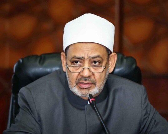 شيخ الأزهر: منقذ العاشر من رمضان «شهيد الوطن» ضرب أروع الأمثلة في التضحية شيخ الأزهر: منقذ العاشر من رمضان «شهيد الوطن» ضرب أروع الأمثلة في التضحية