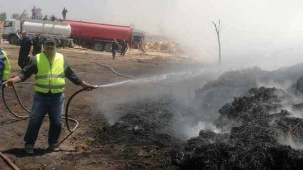 محافظ الغربية يعلن السيطرة الكاملة على حريق شونة كتان محافظ الغربية يعلن السيطرة الكاملة على حريق شونة كتان