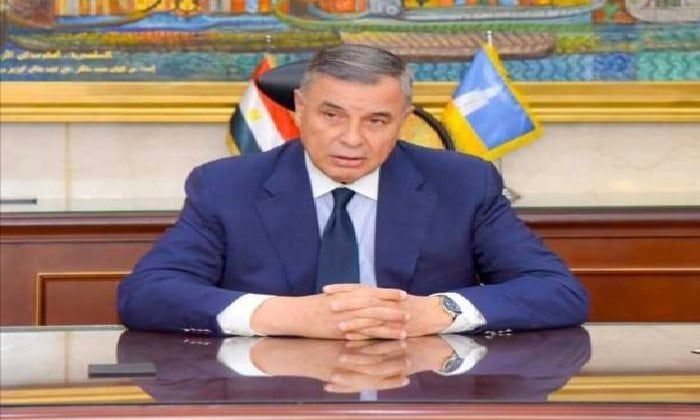 محافظ الإسكندرية يتابع الاستعدادات النهائية لامتحانات الثانوية العامة لعام 2025 محافظ الإسكندرية يتابع الاستعدادات النهائية لامتحانات الثانوية العامة لعام 2025