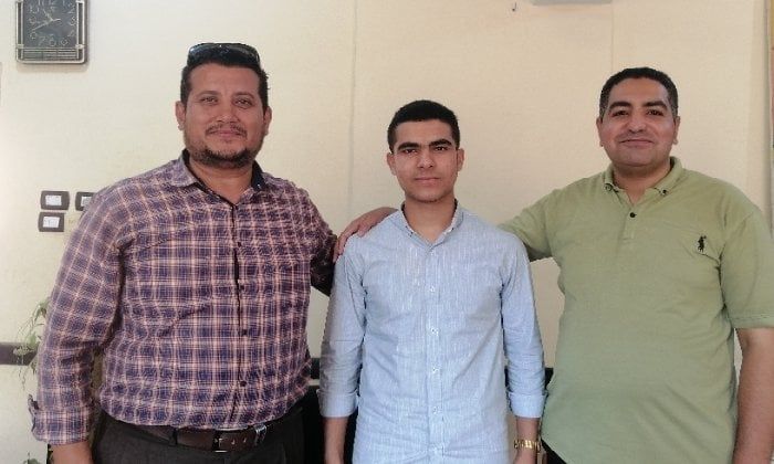 «محمد» الثاني على الإعدادية الأزهرية بالشرقية: سر تفوقي القرآن الكريم وهدفي التحق بكلية الطب «محمد» الثاني على الإعدادية الأزهرية بالشرقية: سر تفوقي القرآن الكريم وهدفي التحق بكلية الطب