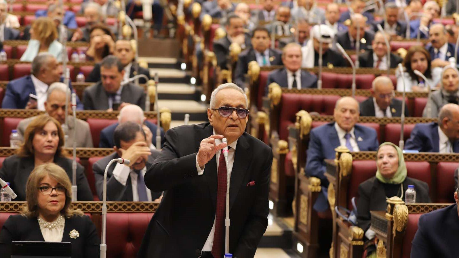 أبو شقة: قوانين البيئة الحالية بالية ولا تواجه تحديات المناخ الحديثة أبو شقة: قوانين البيئة الحالية بالية ولا تواجه تحديات المناخ الحديثة