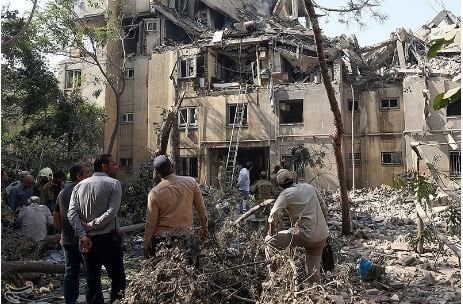 إعلام إيراني: مقتل 60 مدنيا في الهجوم الإسرائيلي الذي استهدف مجمع جمران السكني في طهران أمس إعلام إيراني: مقتل 60 مدنيا في الهجوم الإسرائيلي الذي استهدف مجمع جمران السكني في طهران أمس