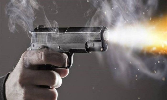 خلافات الجيرة تنتهي بمقتل شاب بـ3طلقات نارية في دلنجات البحيرة