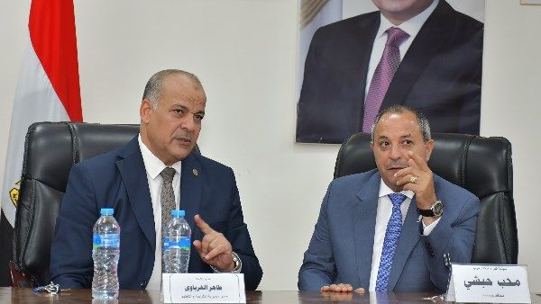 محافظ بورسعيد يشدد على على أهمية الالتزام الكامل بالإجراءات الأمنية والتنظيمية لامتحانات الثانوية العامة | شاهد محافظ بورسعيد يشدد على على أهمية الالتزام الكامل بالإجراءات الأمنية والتنظيمية لامتحانات الثانوية العامة | شاهد
