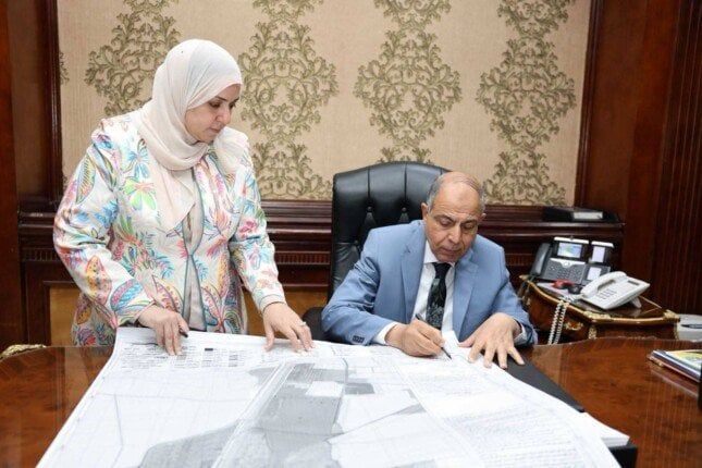 محافظ المنيا يعلن الانتهاء من المخططات الاستراتيجية لـ 9 مدن و352 قرية واعتماد 1347 عزبة! محافظ المنيا يعلن الانتهاء من المخططات الاستراتيجية لـ 9 مدن و352 قرية واعتماد 1347 عزبة!
