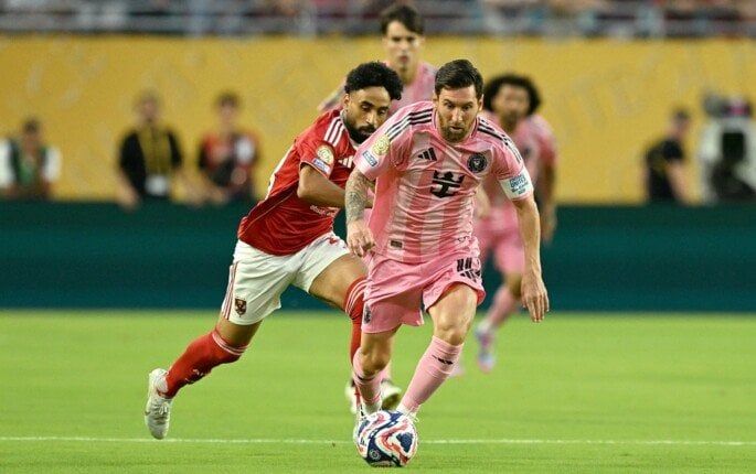 هاني رمزي يحدد أسباب تعادل الأهلي مع إنتر ميامي في كأس العالم للأندية هاني رمزي يحدد أسباب تعادل الأهلي مع إنتر ميامي في كأس العالم للأندية