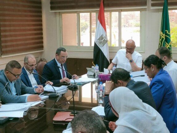 محافظ القليوبية يترأس اجتماع مجلس المناطق الصناعية لتعزيز فرص الاستثمار محافظ القليوبية يترأس اجتماع مجلس المناطق الصناعية لتعزيز فرص الاستثمار