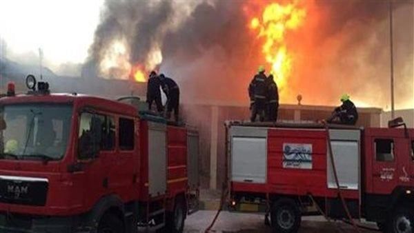 السيطرة على حريق داخل شقة سكنية في دار السلام السيطرة على حريق داخل شقة سكنية في دار السلام