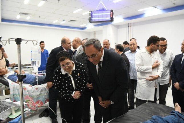 محافظ قنا يزور مصابي حادث منتدبي امتحانات الثانوية بدشنا ويوجه بتقديم الدعم الطبي والاجتماعي محافظ قنا يزور مصابي حادث منتدبي امتحانات الثانوية بدشنا ويوجه بتقديم الدعم الطبي والاجتماعي