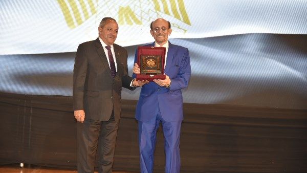 محافظ بورسعيد: الفنان محمد صبحي منارة فنية ثقافية تستحق التقدير محافظ بورسعيد: الفنان محمد صبحي منارة فنية ثقافية تستحق التقدير