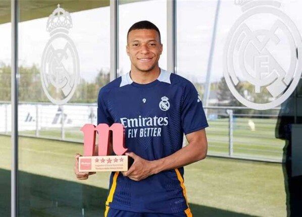 بعد غيابه عن موقعة الهلال.. ريال مدريد يعلن طبيعة إصابة مبابي بعد غيابه عن موقعة الهلال.. ريال مدريد يعلن طبيعة إصابة مبابي