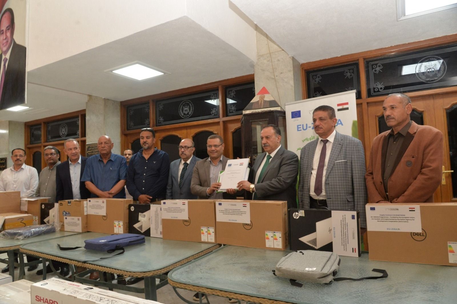 3abfec2413.jpg