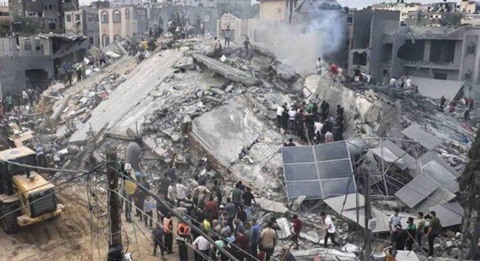 ارتفاع حصيلة الإبادة الجماعية في غزة إلى 56.331 شهيدًا و132.632 مصابًا ارتفاع حصيلة الإبادة الجماعية في غزة إلى 56.331 شهيدًا و132.632 مصابًا